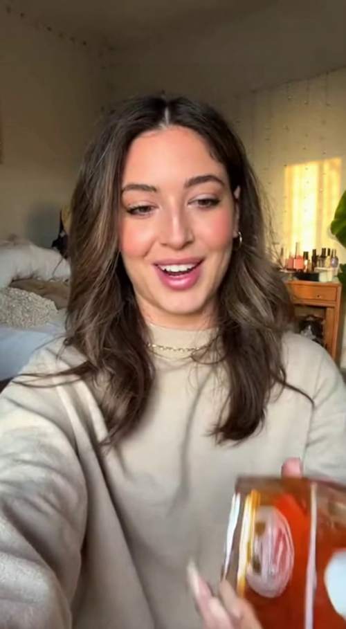 香草焦糖香水的甜蜜自拍